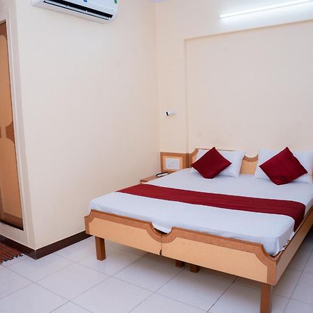 Saigal Guest House Mumbai Exterior foto