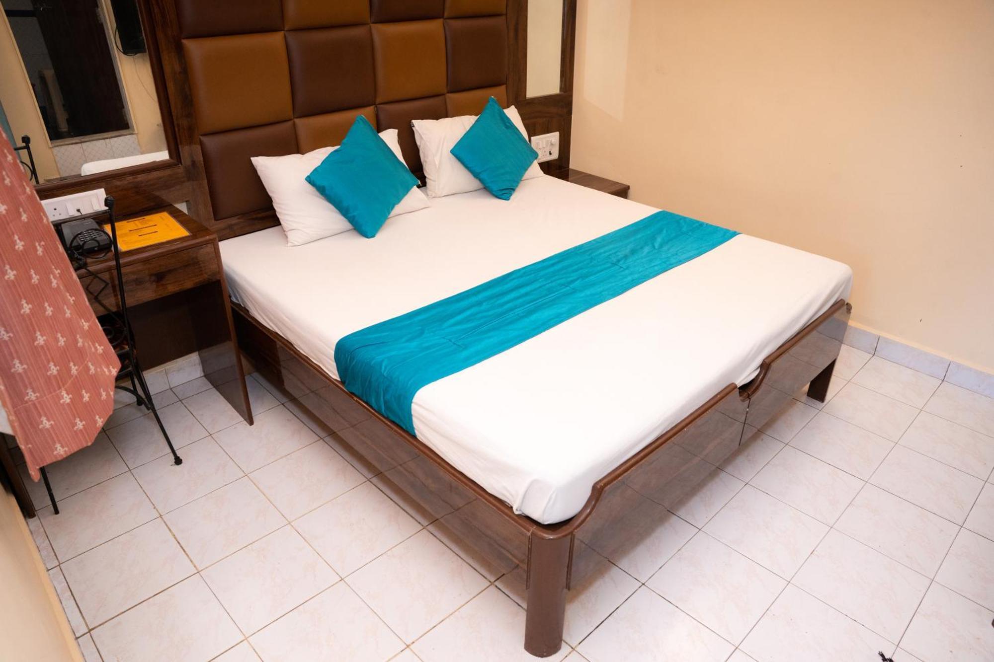 Saigal Guest House Mumbai Exterior foto