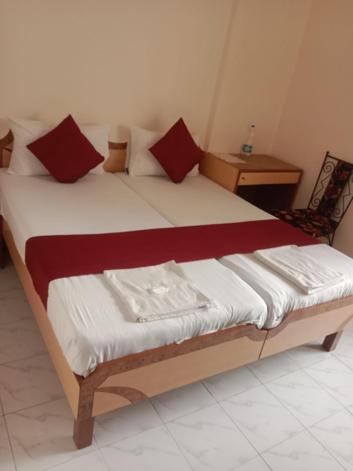 Saigal Guest House Mumbai Exterior foto